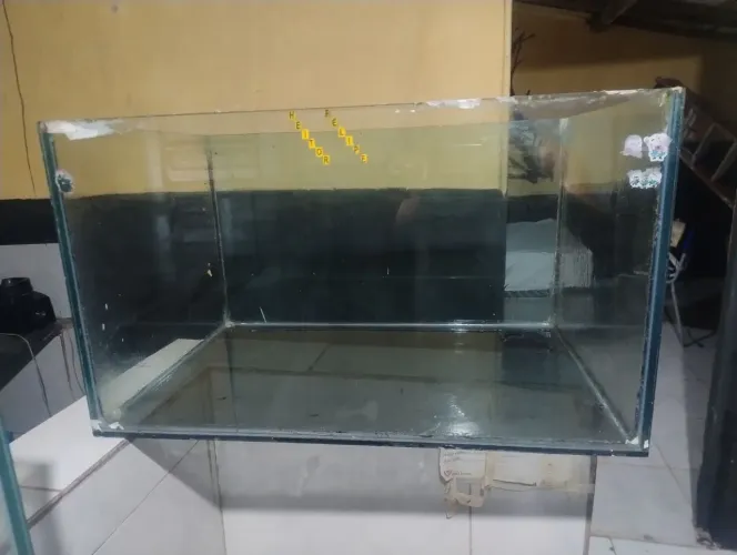 Vendo 3 aquários 