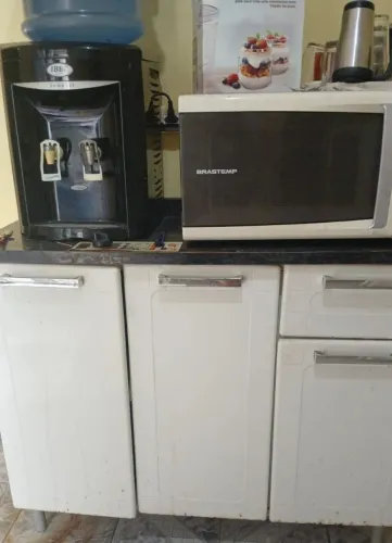 ARMÁRIO DE COZINHA