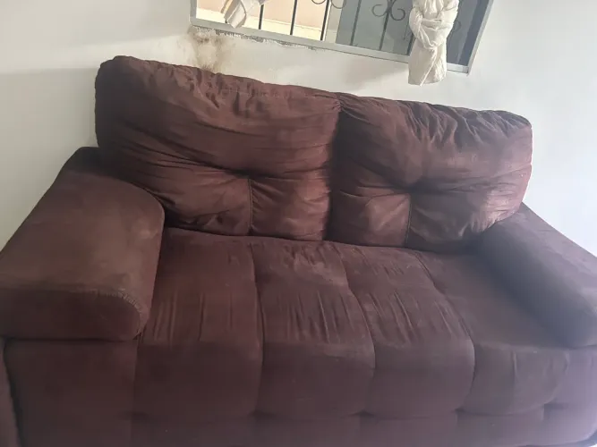 Vendo sofá 2 lugares em bom estado usado