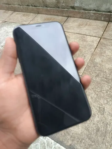 iPhone 11 128GB - Tem que tirar iCloud 