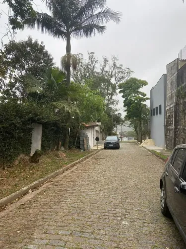 Terreno em Área Nobre de Ribeirão Pires SP
