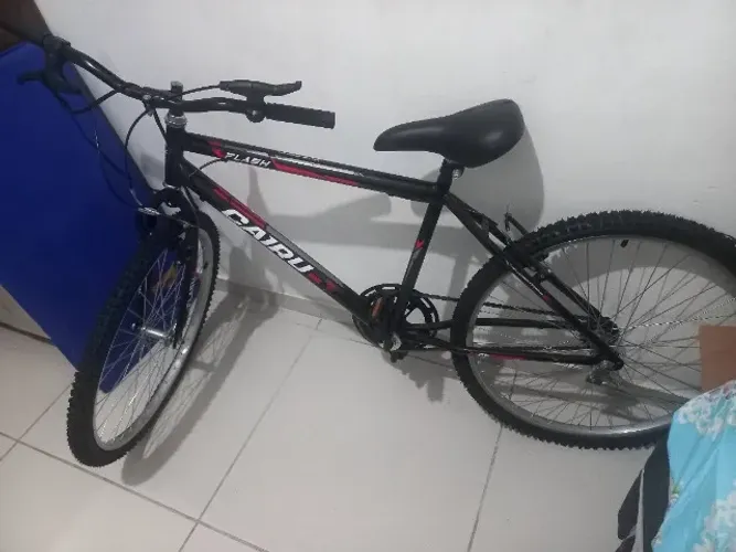 Bicicleta semi nova