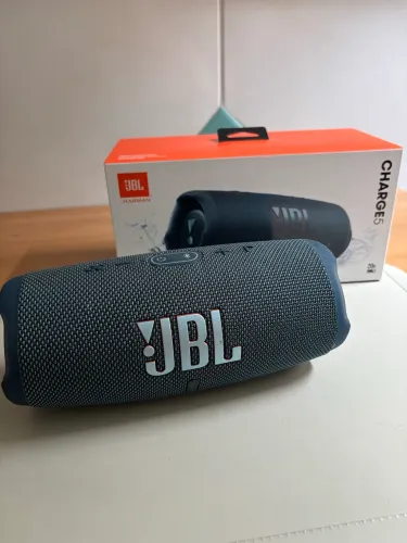Caixa de som JBL charge 5 40W