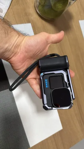 GoPro Hero 11 Black com Acessórios