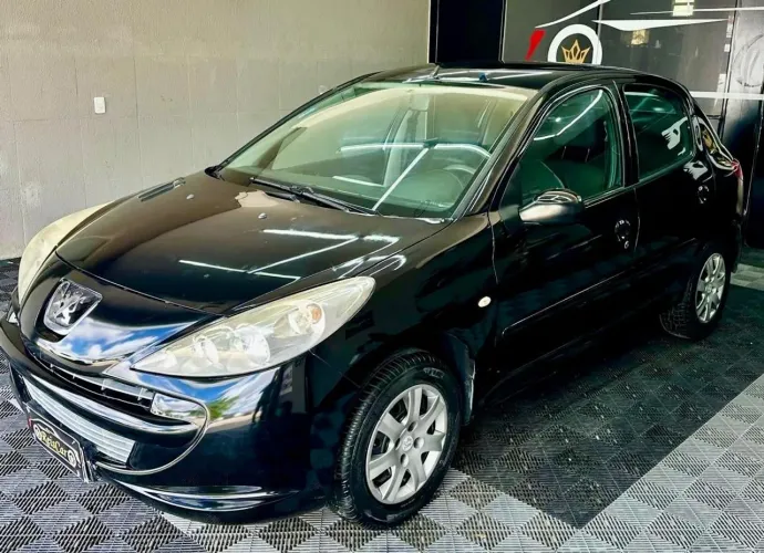 Peugeot 207 XR 1.4 Flex 8V 5P 2013
