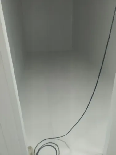 Venda de câmara fria usada