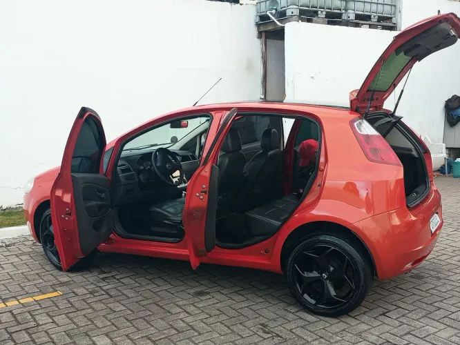 Fiat Punto ELX 1.4 Fire Flex 8V 5P 2008