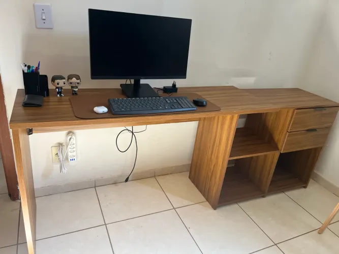 Escrivaninha Office 2m com Gavetas