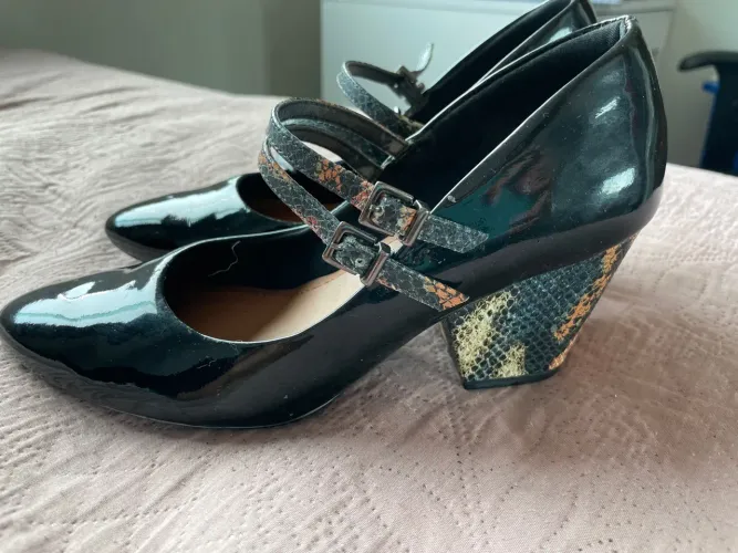 Sapato usaflex usado uma vez número 36