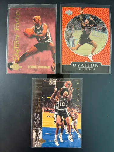 3 Dennis Rodman Incríveis, 2 Metálicos e 1 Paralelo Chicago Spurs Card NBA Carta Coleciona