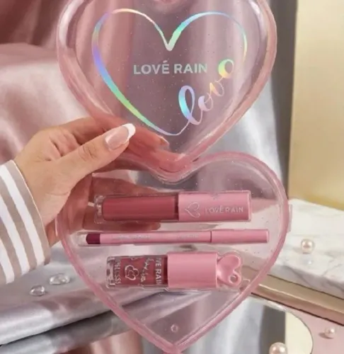 Kit 3 em 1 - 2 gloss + 1 lápis labial e estojo de coração - love rain - corA - nude rosado