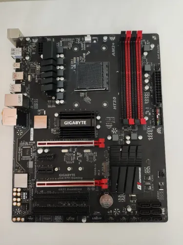Vendo placa mãe Gigabyte GA-970-Gaming