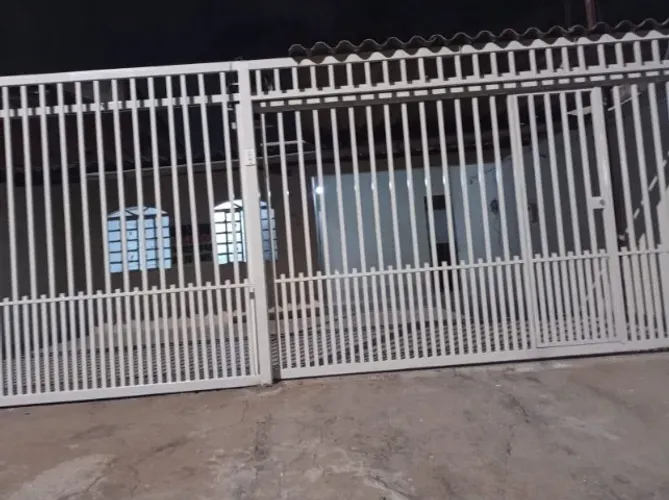 Excelente casa  na QNN 22 (Guariroba)