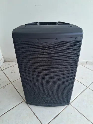 Caixa Jbl Eon 615 1000 Rms potência, qualidade do som excelente