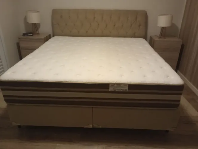 Cama King completa FA Maringá - colchão de molas + Box A + Cabeceira Capitonê