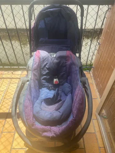 Carrinho + Bebê Conforto Cosco Azul e Roxo