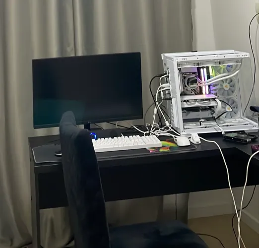 Computador e setup gamer