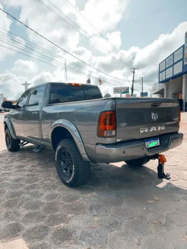 Ram 2500 Laramie 6.7 TDI CD 4X4 Diesel 2012