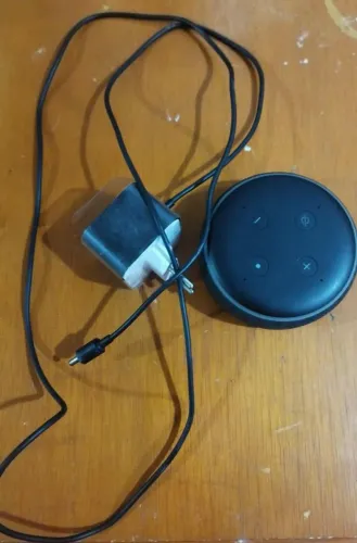 Vende-se Echo Dot Alexa