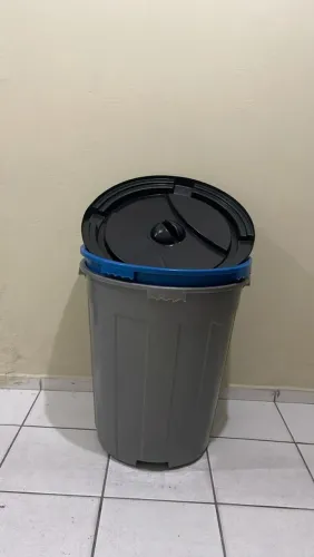VENDO BALDE 100 LITROS NOVO