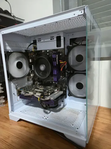 Pc Gamer Ryzen 5 4500 / 16gb RAM DDR4 3200Mhz/ RX580 8gb