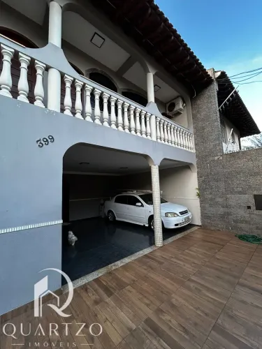 Sobrado a venda no bairro Jardim Monte Carlo - Maringá/PR