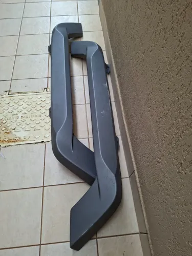 Estribo para Geep Troller
