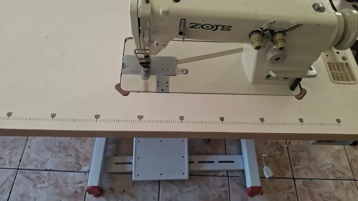 Máquina OMBRO A OMBRO ( PONTO CORRENTE) ZOJE