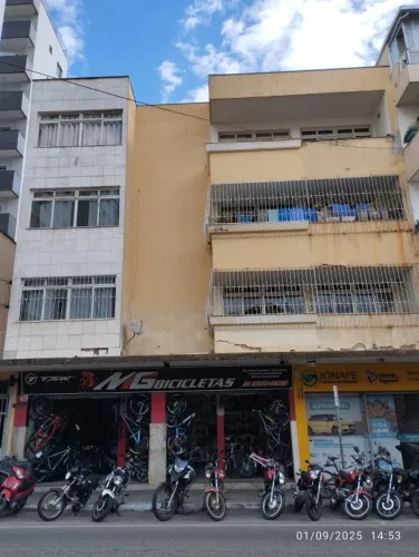 Apartamento contendo 05 quartos para venda no Centro de Viçosa -MG.