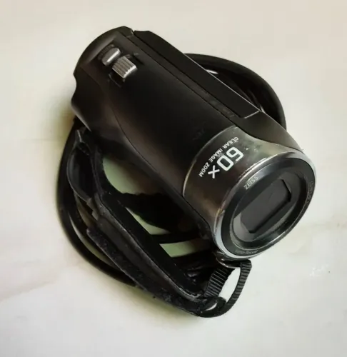 Sony HDR-CX405, usada, mais gravador Sony ICD-PX470