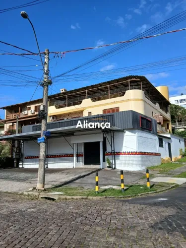 Loja comercial para alugar, com 300m² 3 vagas de carro no bairro Tristeza em Porto Alegre/
