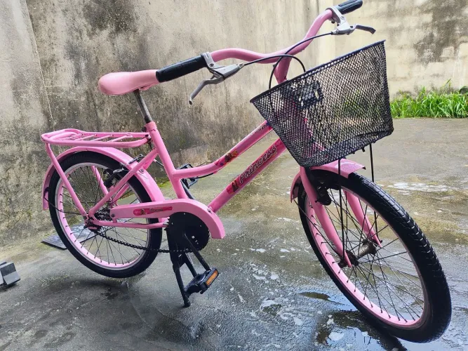 Bicicleta menina 