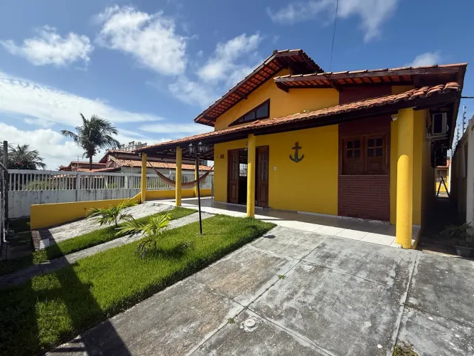 CASA DE VERANEIO NO ATALHO EM SALINAS - PA