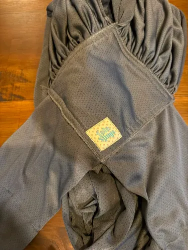 sling tatá fácil dry fit - chumbo