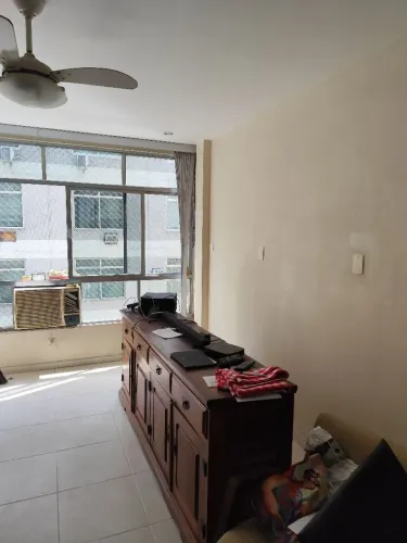 Preciso pintor meio oficial
