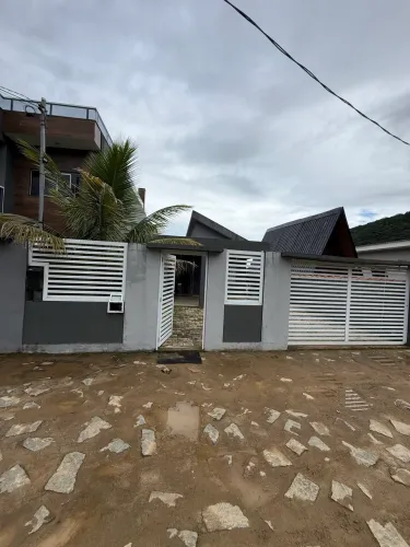 CASA COM VISTA PARA O MAR NO SERTÃO DO TAQUARI - PARATY/RJ 