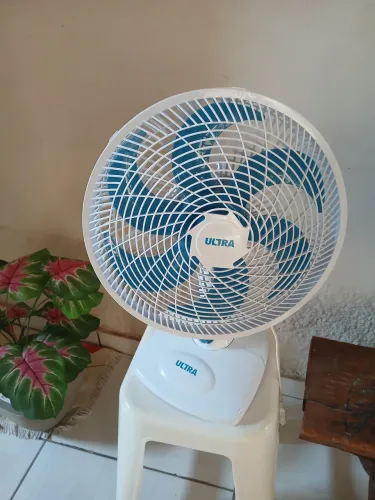 Ventilador 6 hélice ultra Mondial 129$