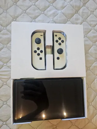 ? Nintendo Switch OLED - Branco