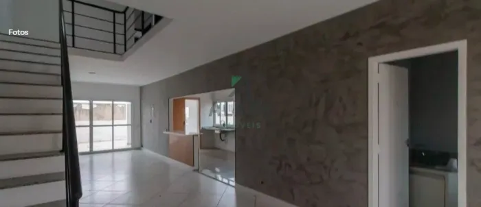 Casa em Condomínio Fechado no Planalto Paulista - Espaços Amplos