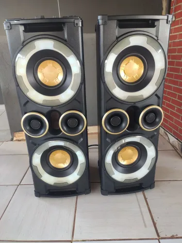 Caixas Philips nx7