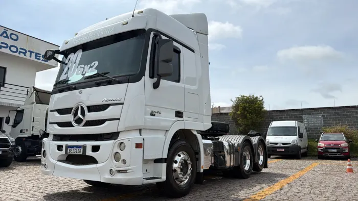 MB ACTROS 2546 6X2 MOTOR EM LINHA 