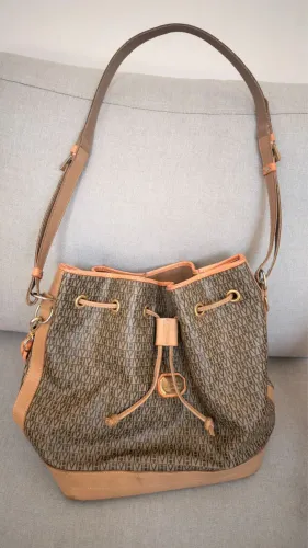 Bolsa Victor Hugo