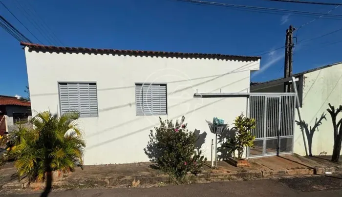 VENDE-SE Residência NO CHÁCARA SÃO CARLOS - MARÍLIA/SP