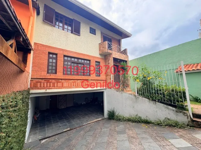 SOBRADO COM PISCINA 4 SUITE , 5 BANHEIROS, 5 VAGAS DE GARAGEM, QUINTAL, JARDIM , LAREIRAS 