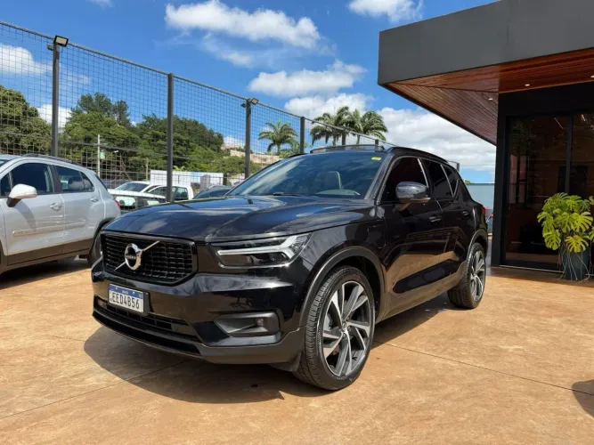 Volvo XC40 T-5 R-design 2.0 252cv AWD 2021