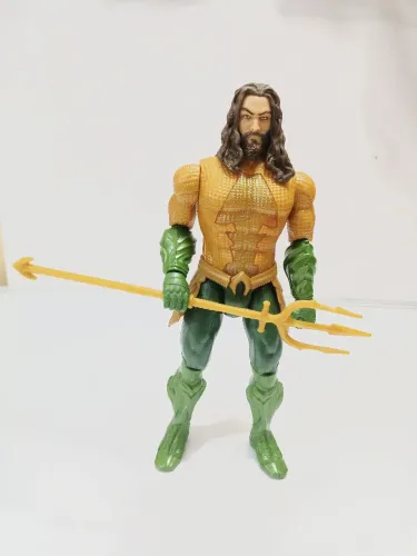 Boneco Aquaman DC comics Mattel 