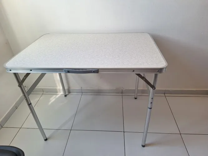 Mesa dobrável