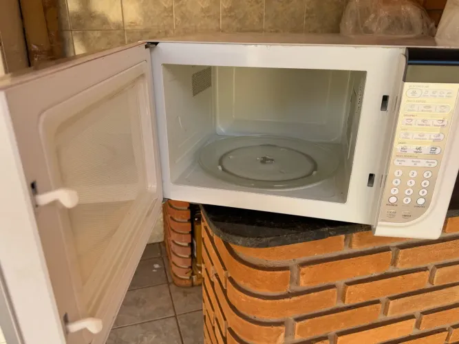 Vende-se Microondas Electrolux