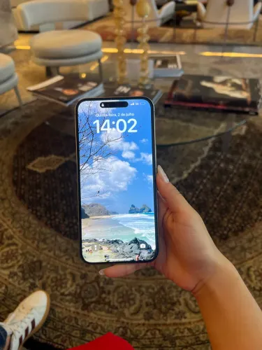 iPhone 15 Pro Max 256g (sem marcas de uso e com caixa)
