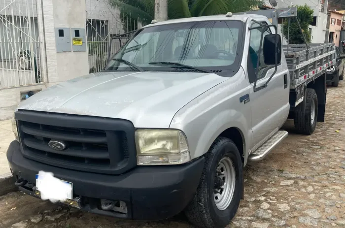 Ford F-350 3.9 Cummins Turbo Diesel Mec. 2006
